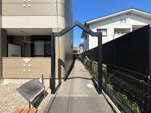 ラッキーズハイツ
