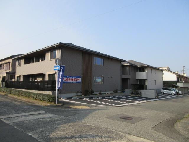 メゾンルボア大里