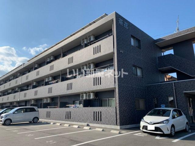 近鉄山田線 松阪駅 徒歩20分 3階建 築9年