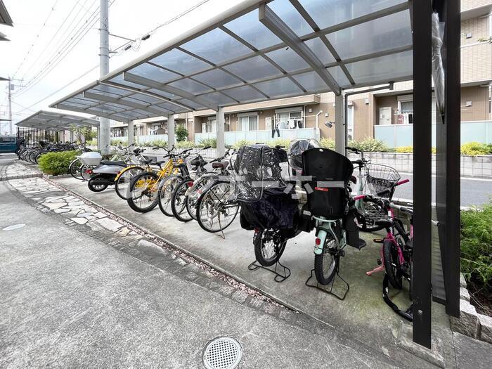 ロイジェントパークスレイクタウンIII 