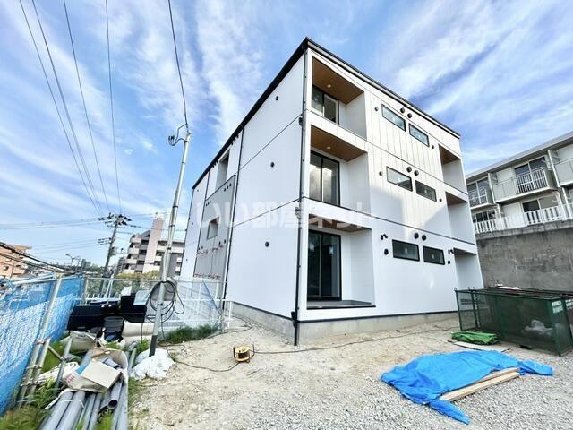 LMA HOUSEII