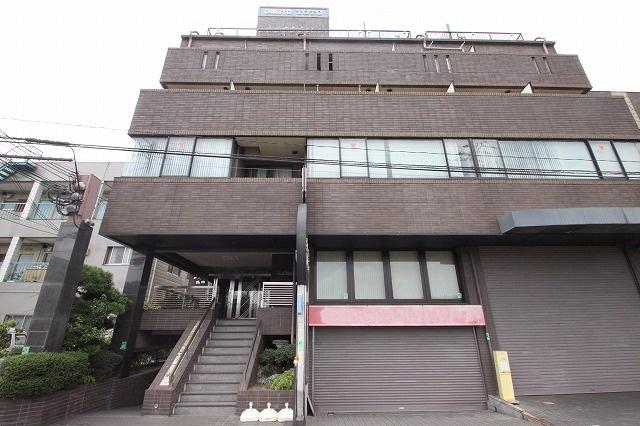 ロフティ岡田