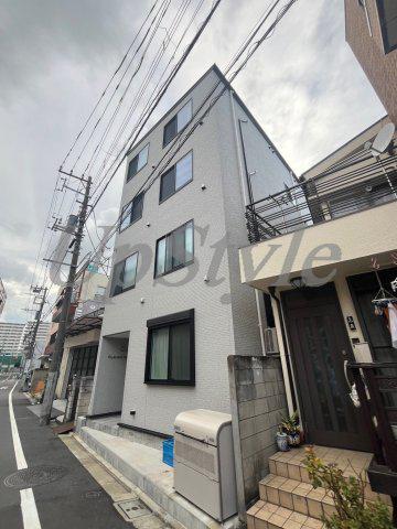 クラウディアセンジュ