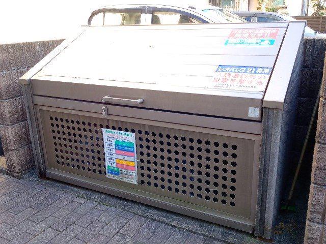 レオパレスボヌール