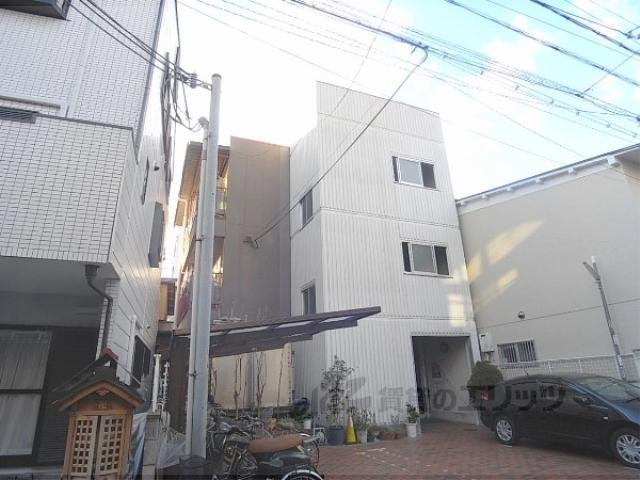 コーポ余座