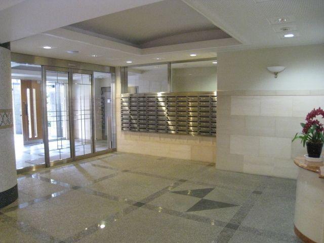 ファミールスクエア国分寺