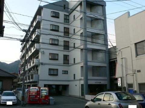 メゾン小郡