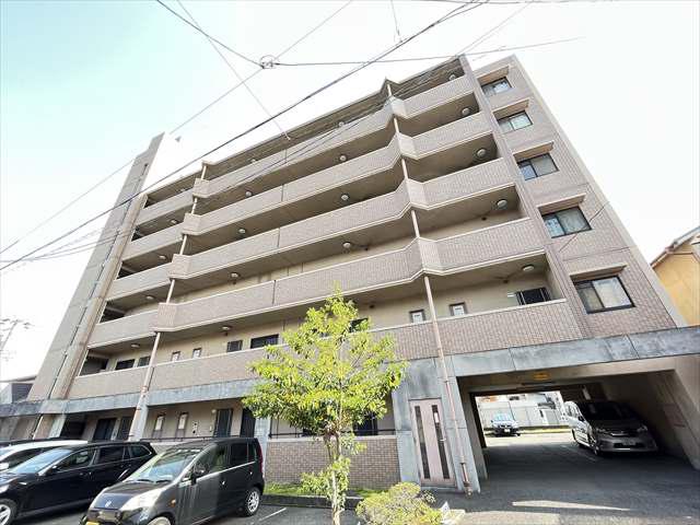アビタシオン岸田