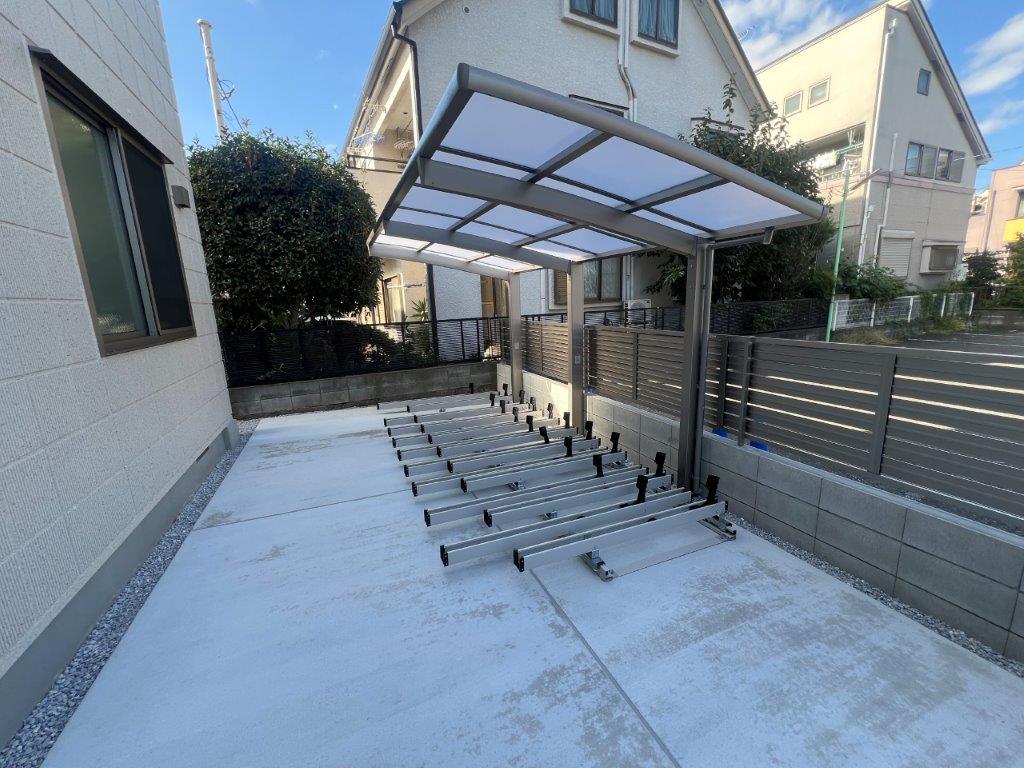 MAISON M