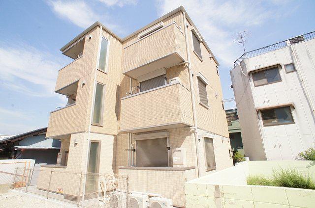 阪急神戸線 塚口駅(阪急) 徒歩5分 3階建 築10年