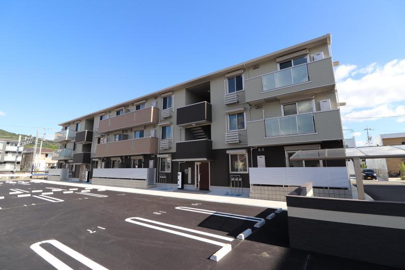 D-ROOM寺家駅前A棟  (1LDK/1階)