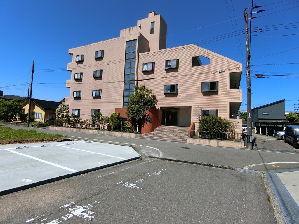 タウンコート駅南 210
