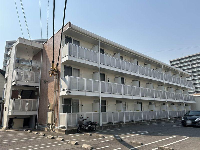 ＪＲ武豊線 緒川駅 徒歩8分 3階建 築18年