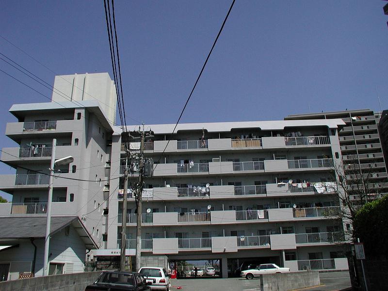 組坂ビル第8(2LDK/1階)の外観写真