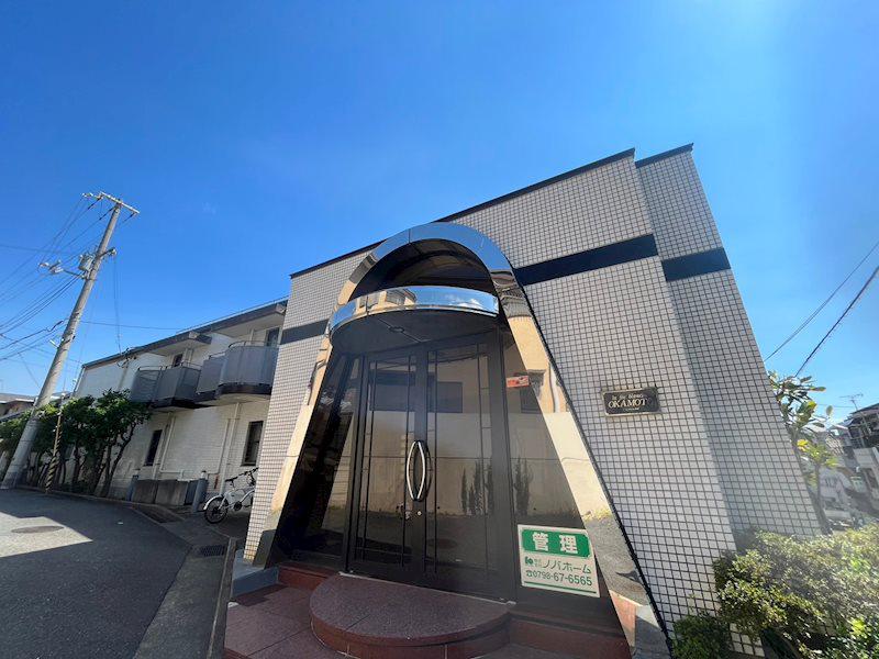 ラフェブランシュ岡本