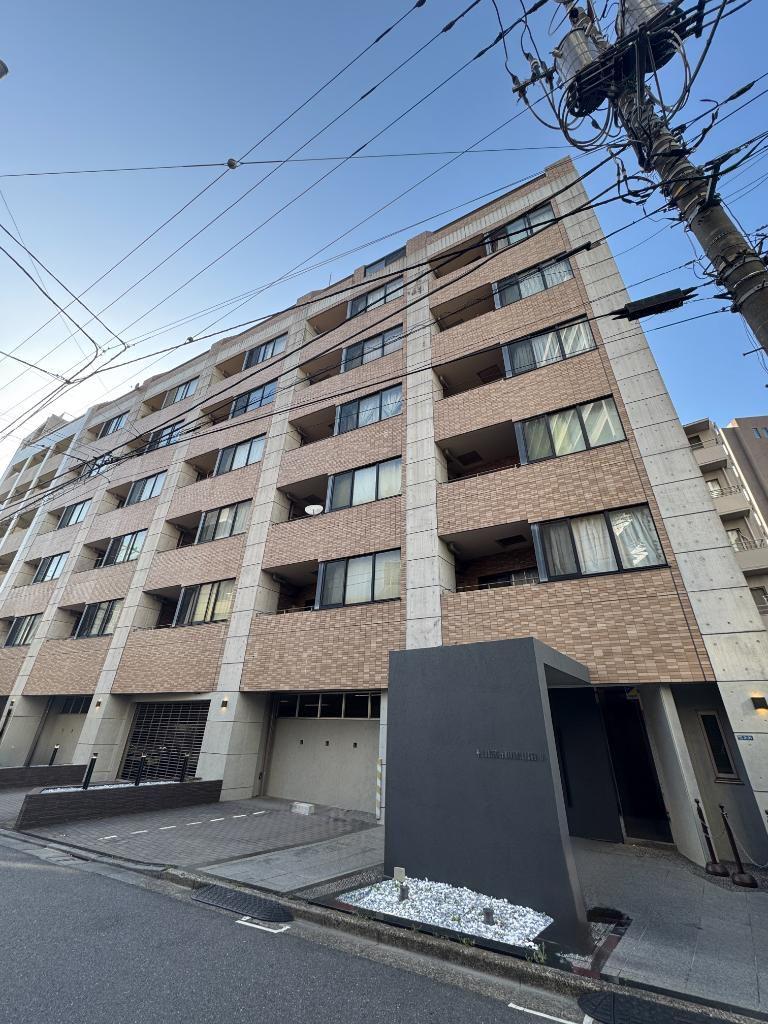 ルミークアン南麻布 200