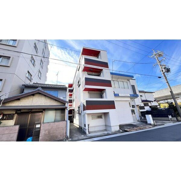 名鉄常滑線 柴田駅 徒歩4分 3階建 築12年