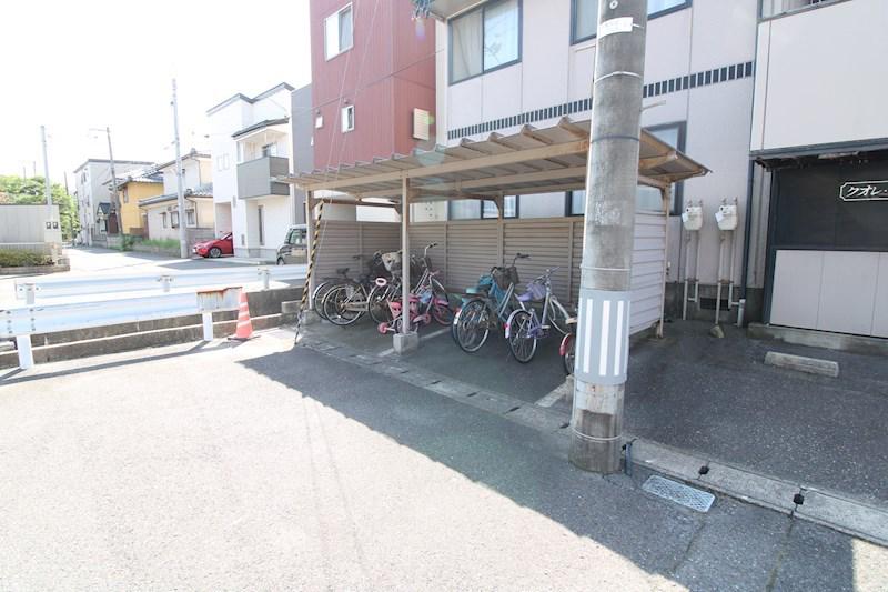 クオレ・シティ鐙A棟