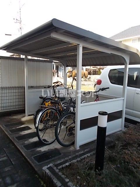 ブレスト南山A