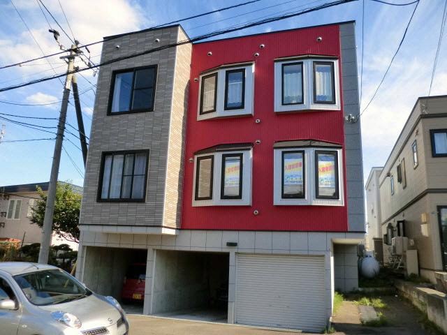 マリー西岡