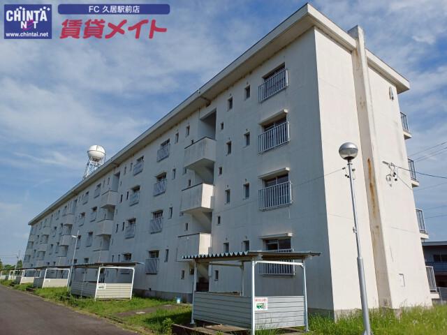 ヴィラナリー津 A棟