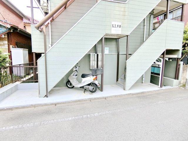 エクシブ・エイト