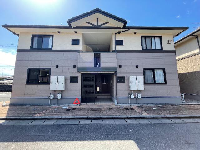 ロイヤルガーデンミルフィー E