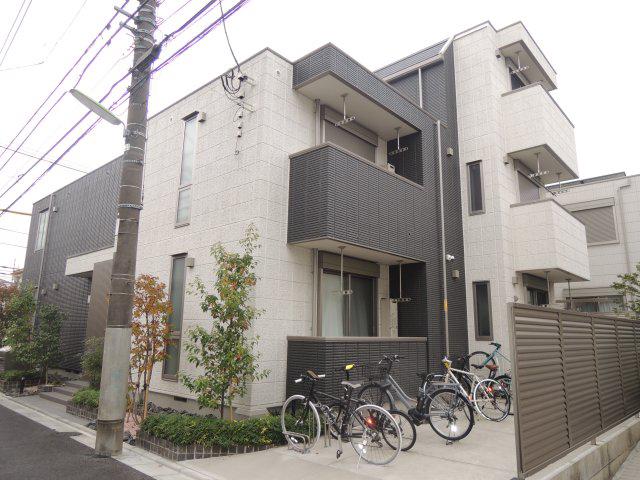 DAITA SIX