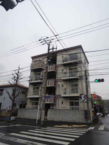 エフジェイエス8