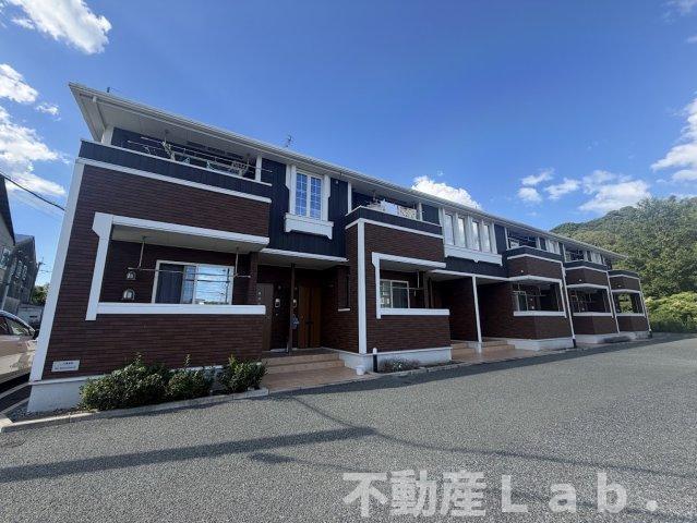 RELIEF TOWN C