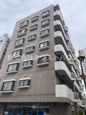 フロール川村