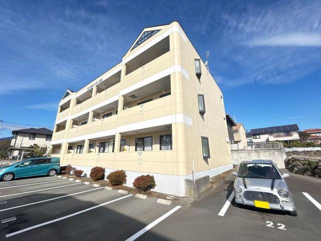 ロイヤルガーデン杉山