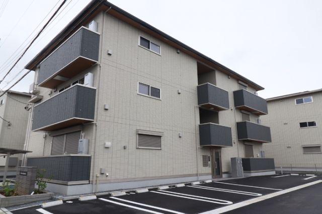D-INVEST栄町