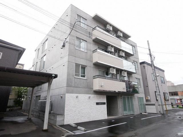 FERIO月寒中央