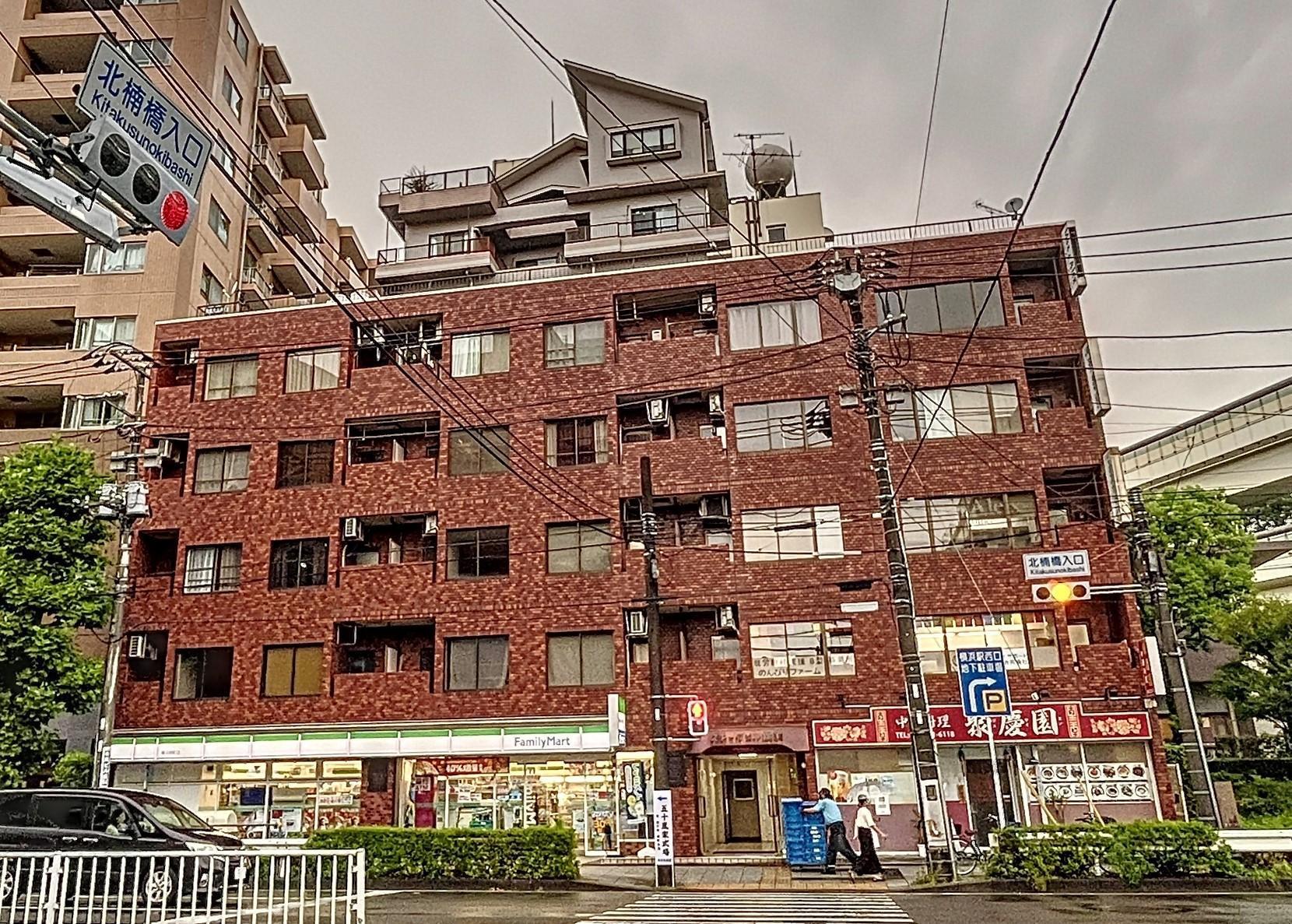 ストークビル横浜