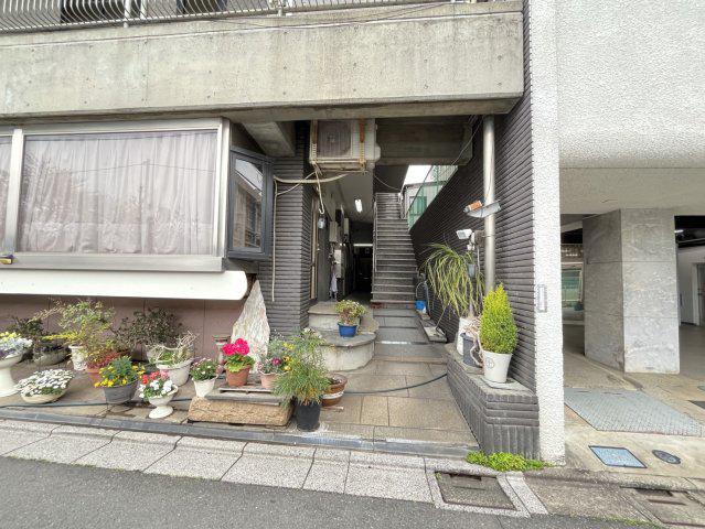 関口マンション