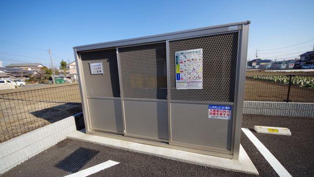 レオネクストカロータ