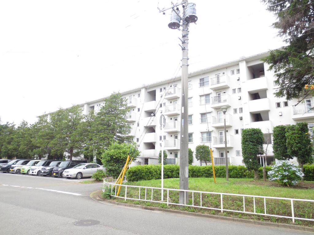 夏見台団地22号棟