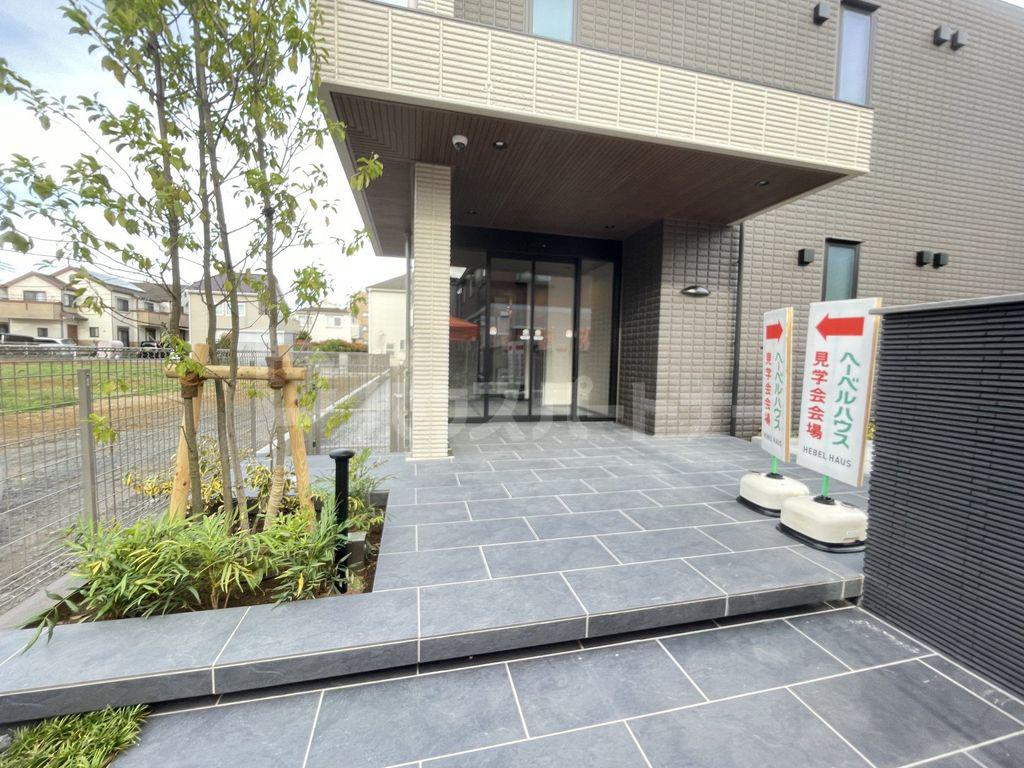 クレスト