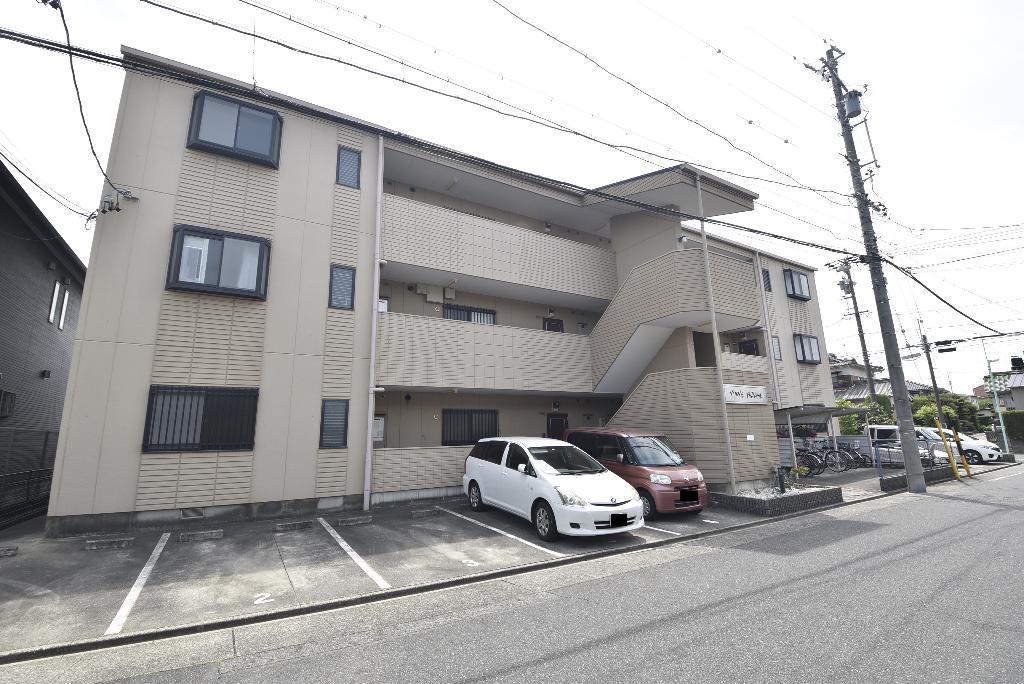 WAVE HOUSE