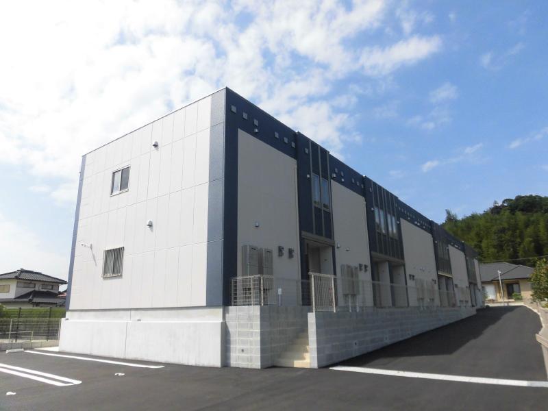 ＪＲ日豊本線 加納駅(宮崎) 徒歩16分  築7年(2LDK/2階)