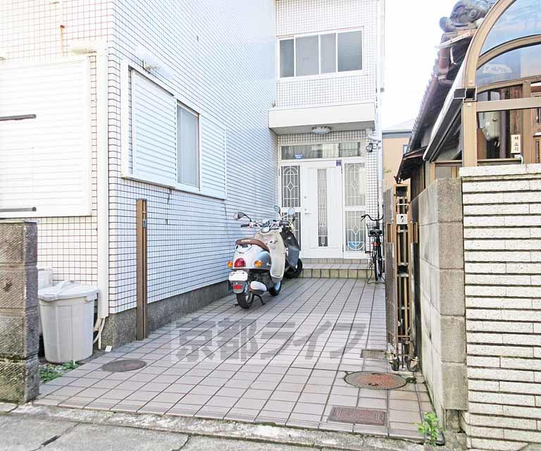 コーポヒトミ