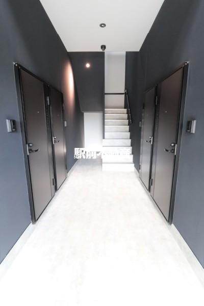 SHINING VILLA B