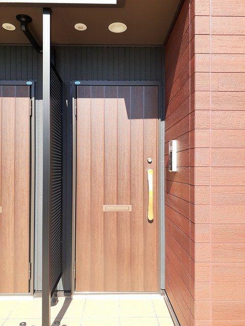 リデアル東中津A