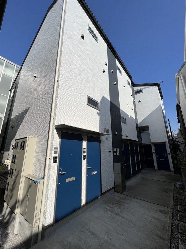 HAUS SOLANA(1K/2階)