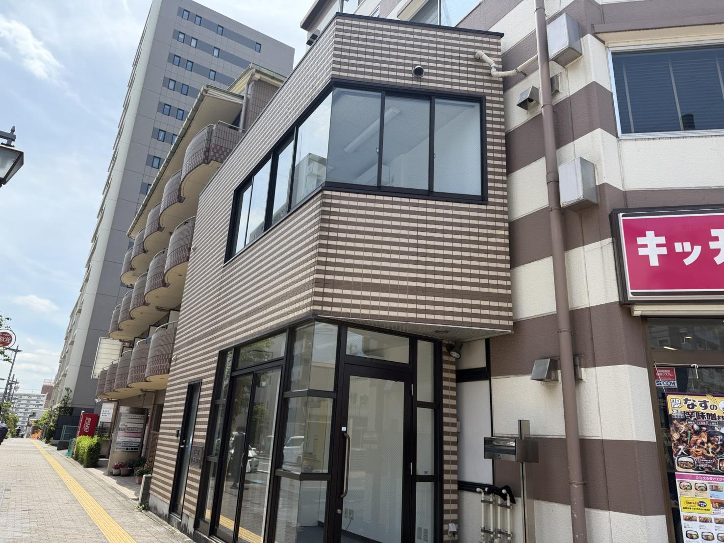 イースト CORNER