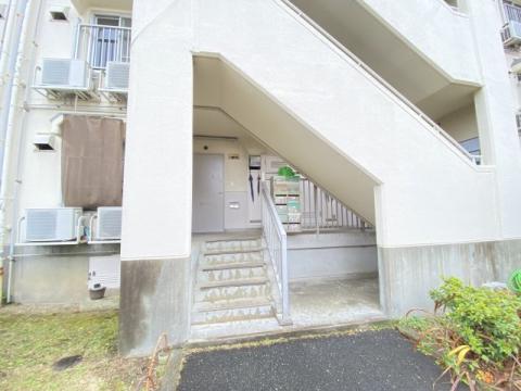 安倉団地6号棟