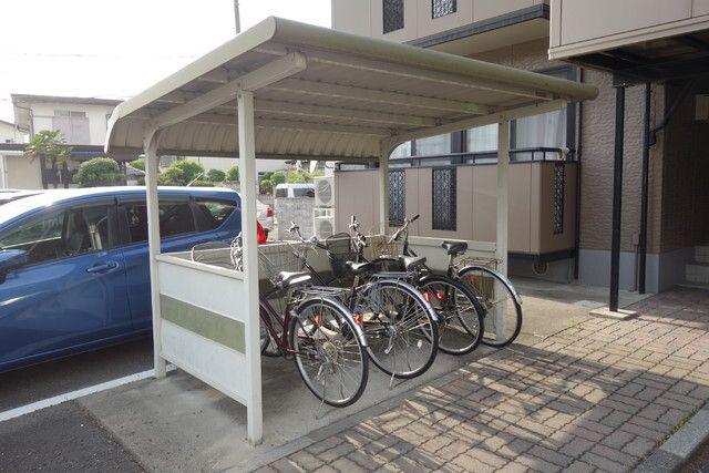 ロイヤルパークC