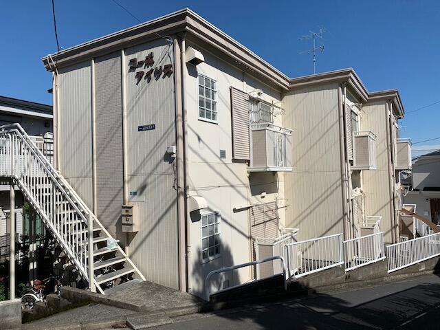 コーポアイリス