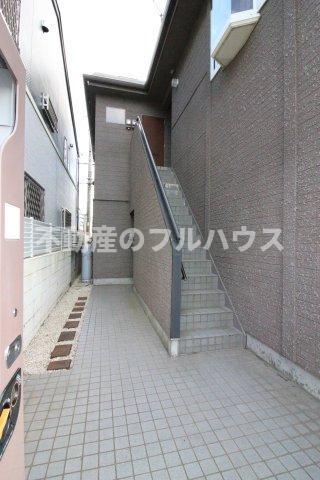ユトリロ末広通